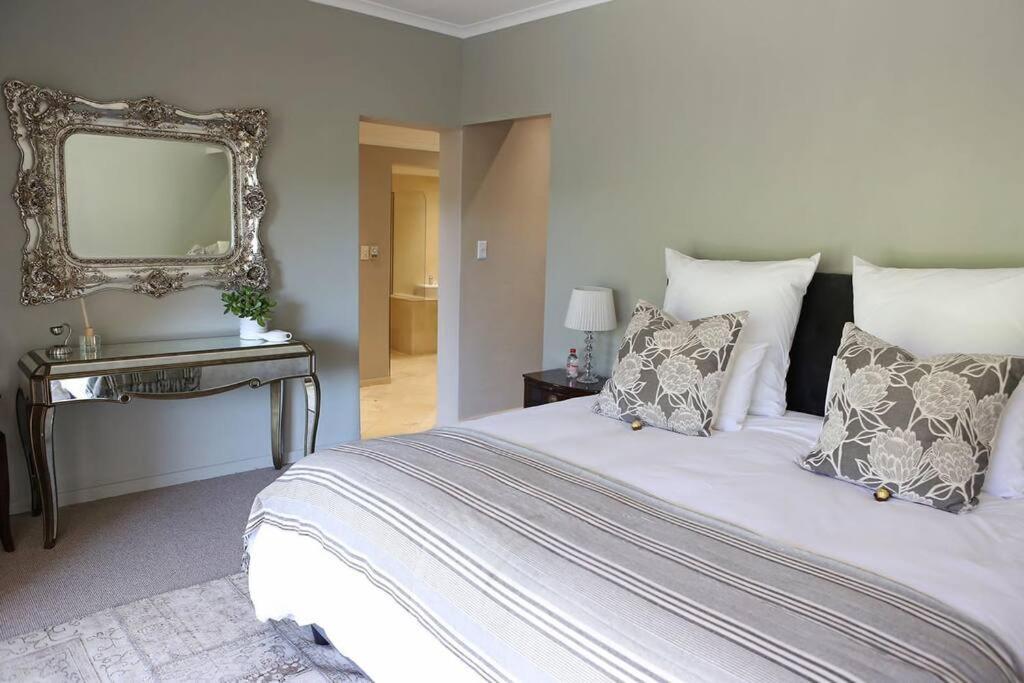 De Luc Farmhouse Ultimate Country Privacy Franschhoek Esterno foto